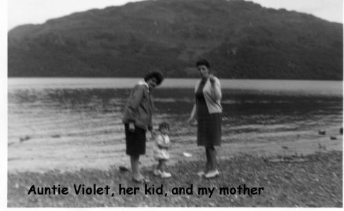 Album: Auntie Violet, Mum, and Cousin